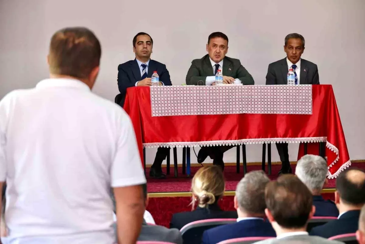 Bilecik'te Muhtarlar Toplantısı Yapıldı
