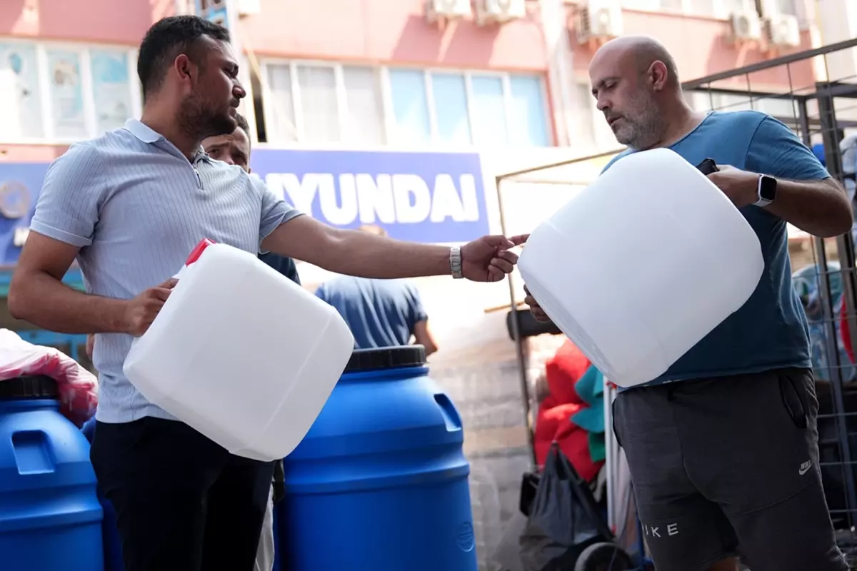 4 ilçedeki su kesintisi öncesi bidon satışları ikiye katlandı