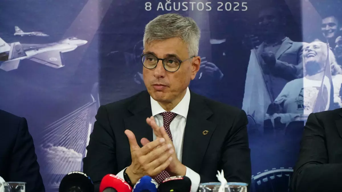 Bakan Memişoğlu, Artvin'de Sağlık Değerlendirme Toplantısı Düzenledi