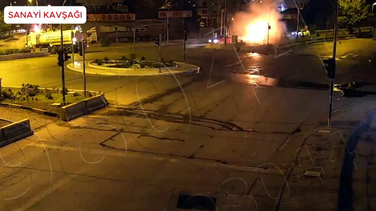 Kırıkkale'de Kaza: Otomobil Alev Aldı, Sürücü Ağır Yaralandı