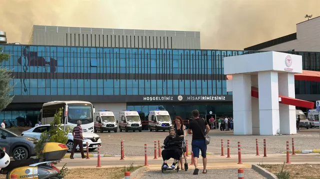canakkale deki orman yangini devlet hastanesine 18928482 5572 m