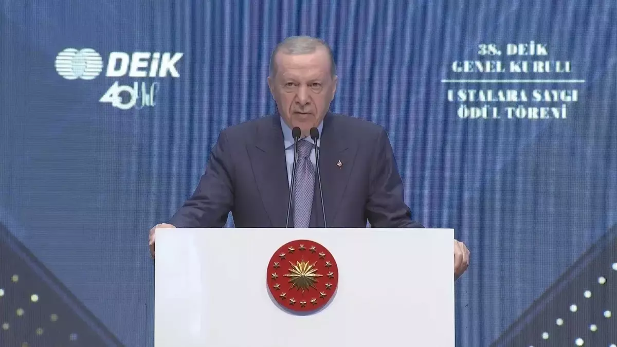 Cumhurbaşkanı Erdoğan: Her adımı dikkatle hesap edilmiş ince bir siyaset izliyoruz