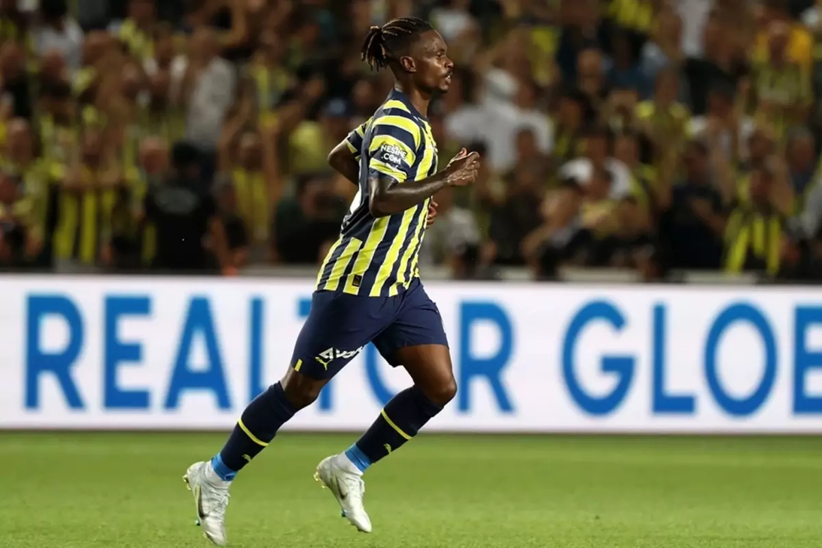 Fenerbahçe, Lincoln Henrique'nin sözleşmesini feshetti