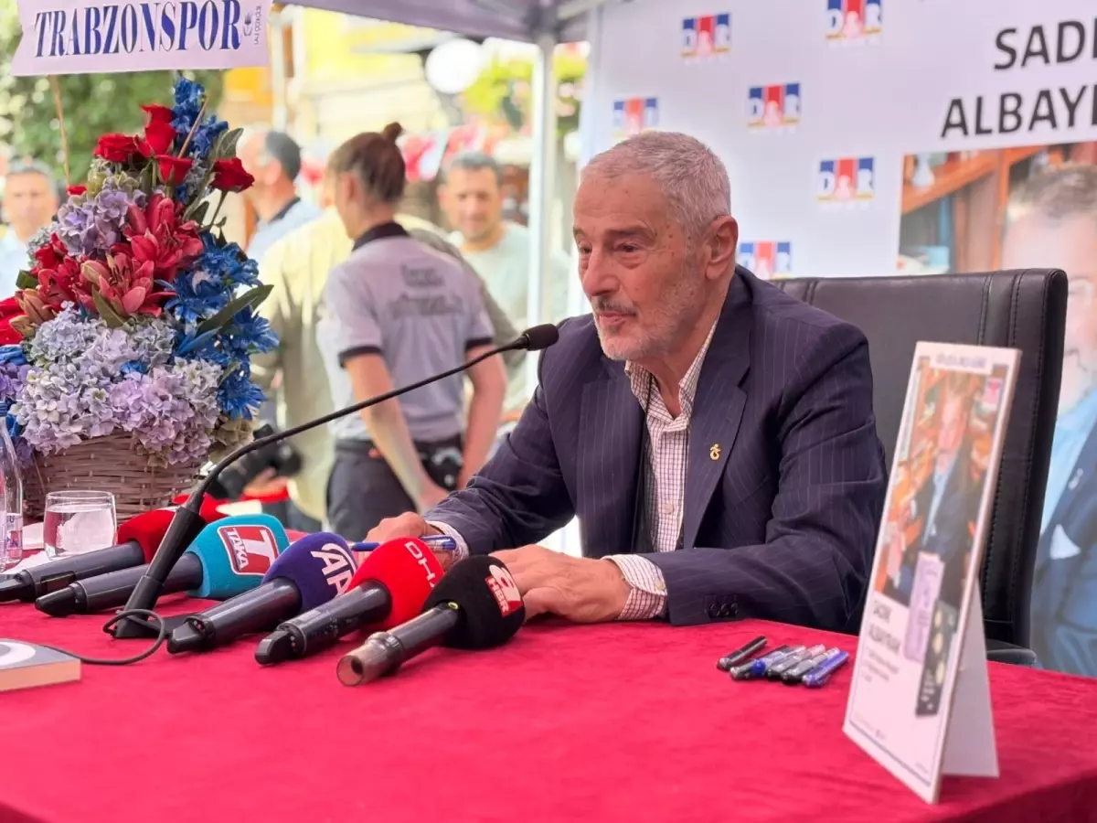 Sadık Albayrak, Trabzon'da Okurlarıyla Buluştu