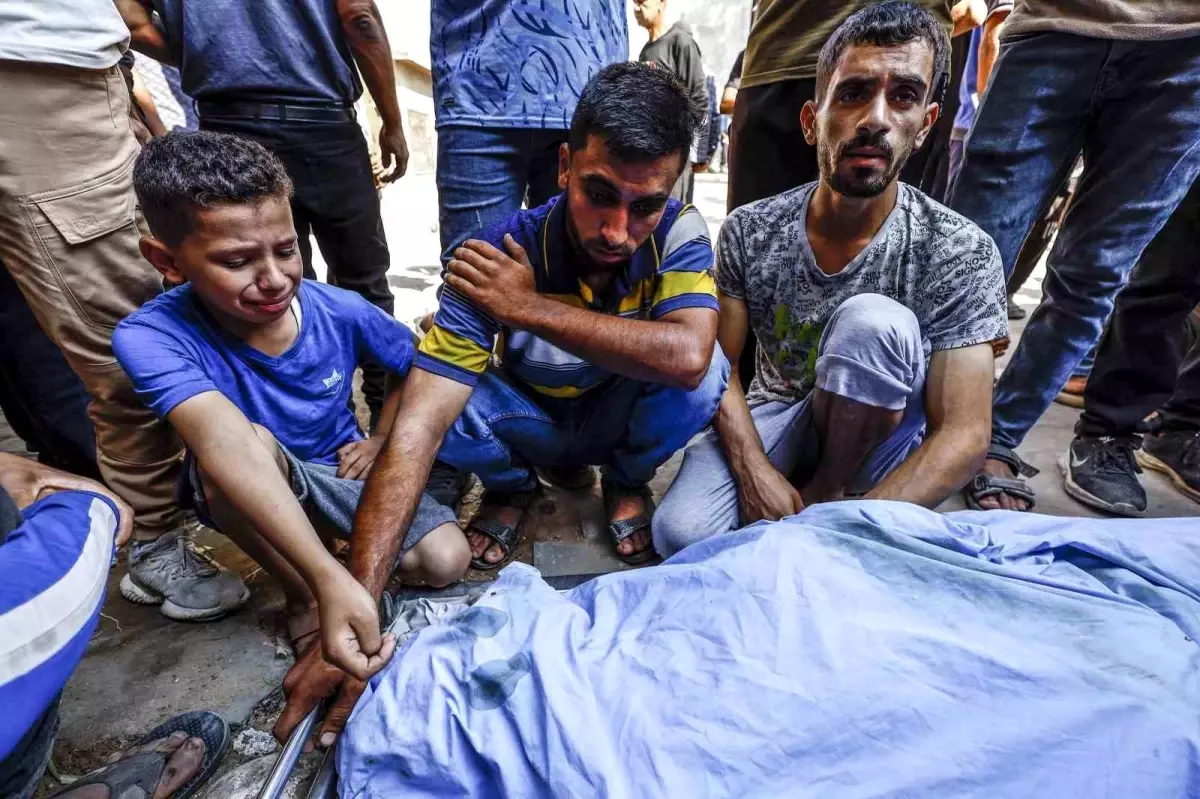 Gazze'de İsrail Saldırıları: Can Kaybı 61 Bin 330'a Ulaştı