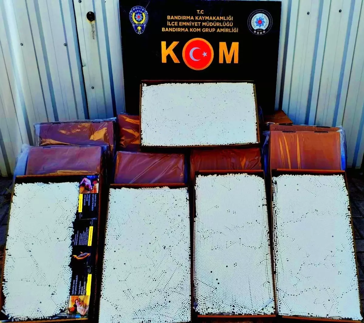Balıkesir'de Kaçak Doldurulmuş Makaron Operasyonu