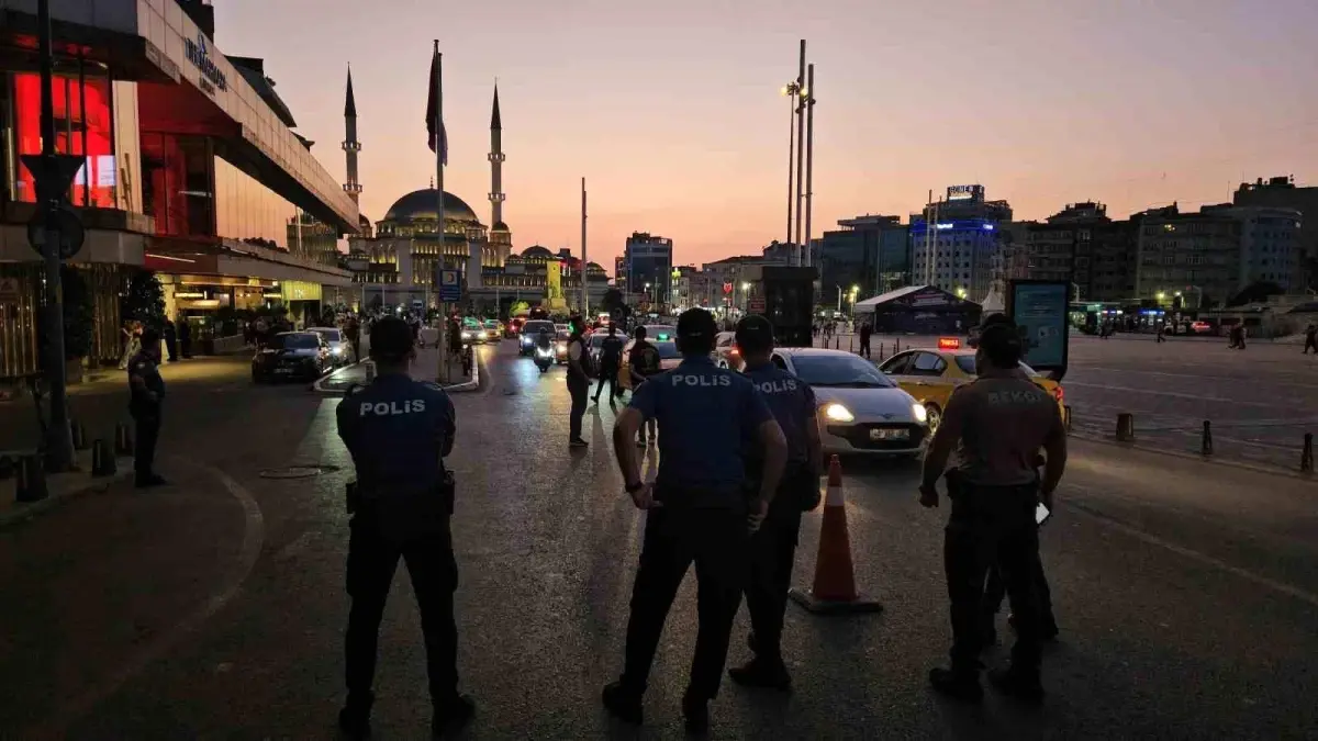 İstanbul'da 'Huzur İstanbul' Uygulaması Gerçekleştirildi