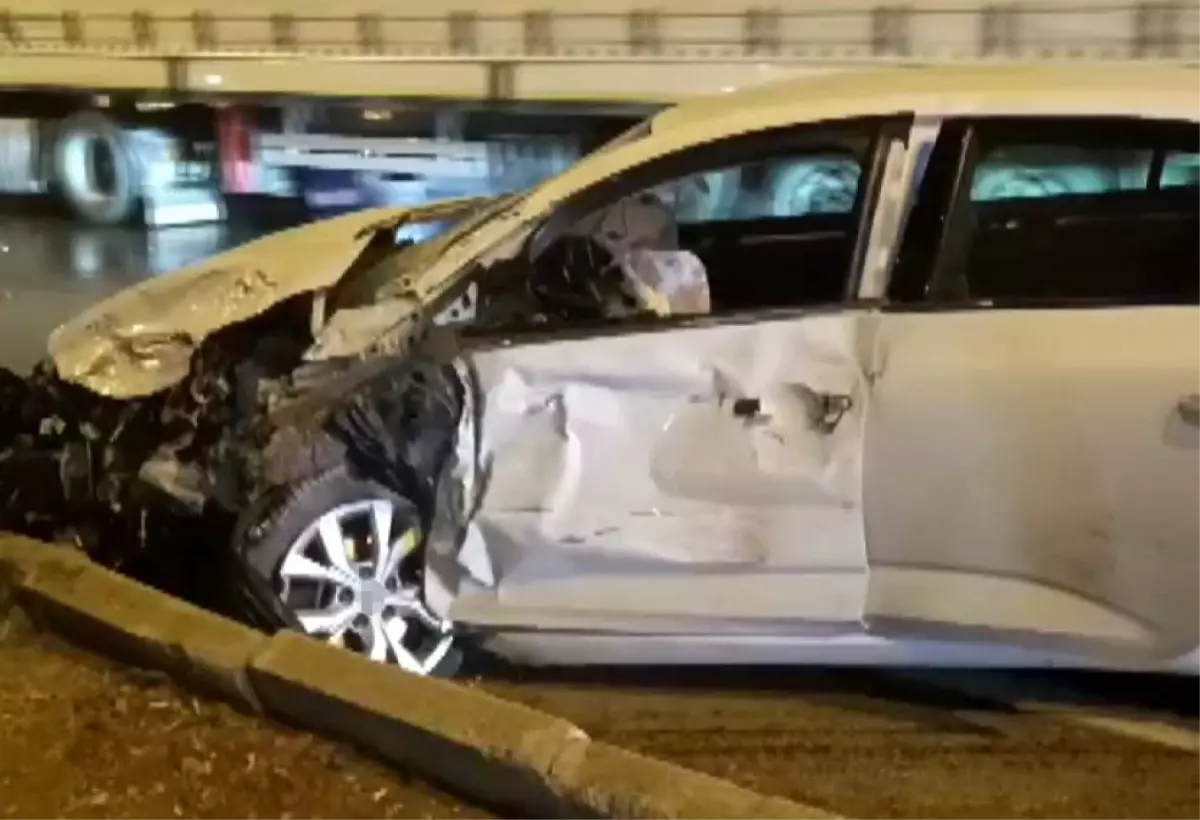 Kahramanmaraş'ta Trafik Kazası: İki Sürücü Yaralandı