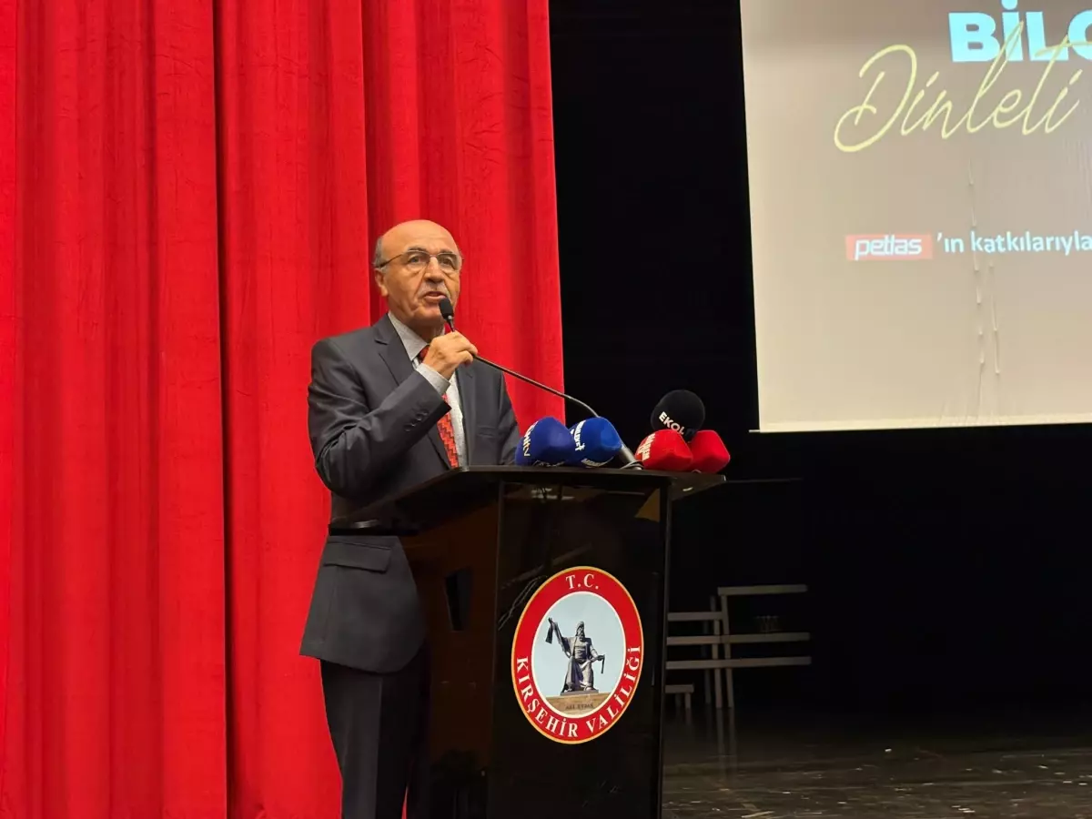 Neşet Ertaş Kültür ve Müzik Festivali Kırşehir'de Başladı