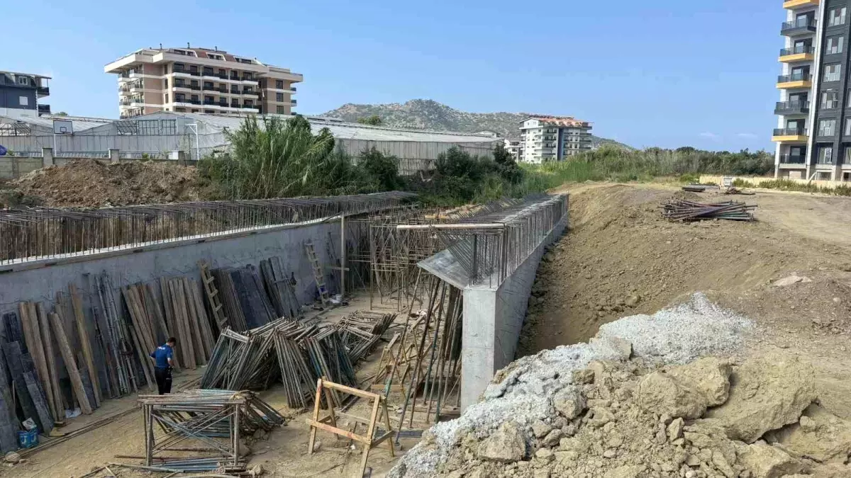 Gazipaşa'da İnşaat İşçisi Yükseklikten Düşerek Hayatını Kaybetti