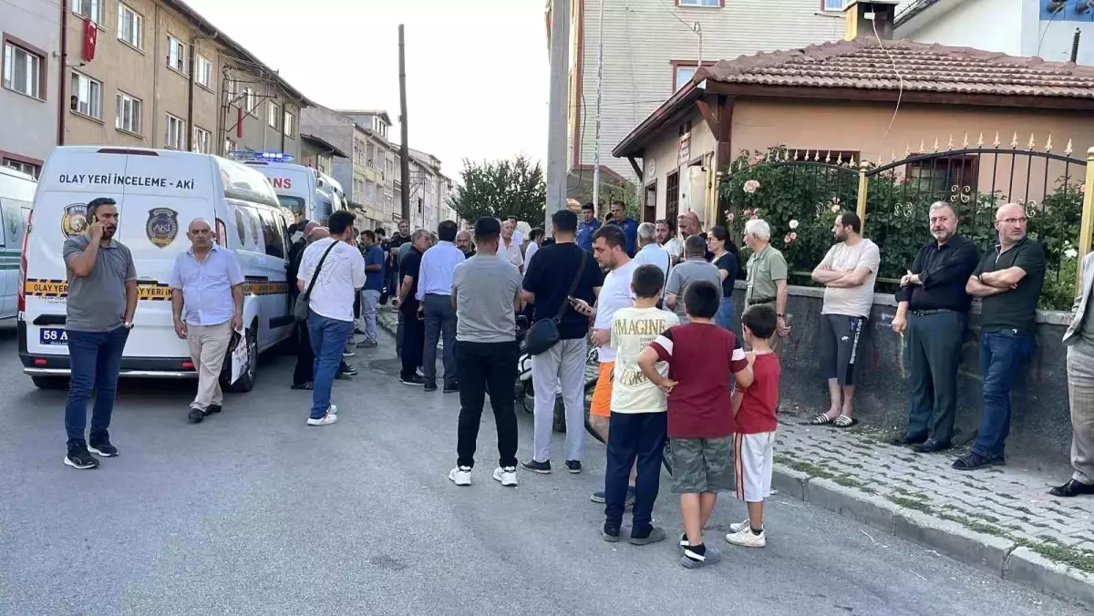 Sivas'ta Mahalle Muhtarı Ölü Bulundu