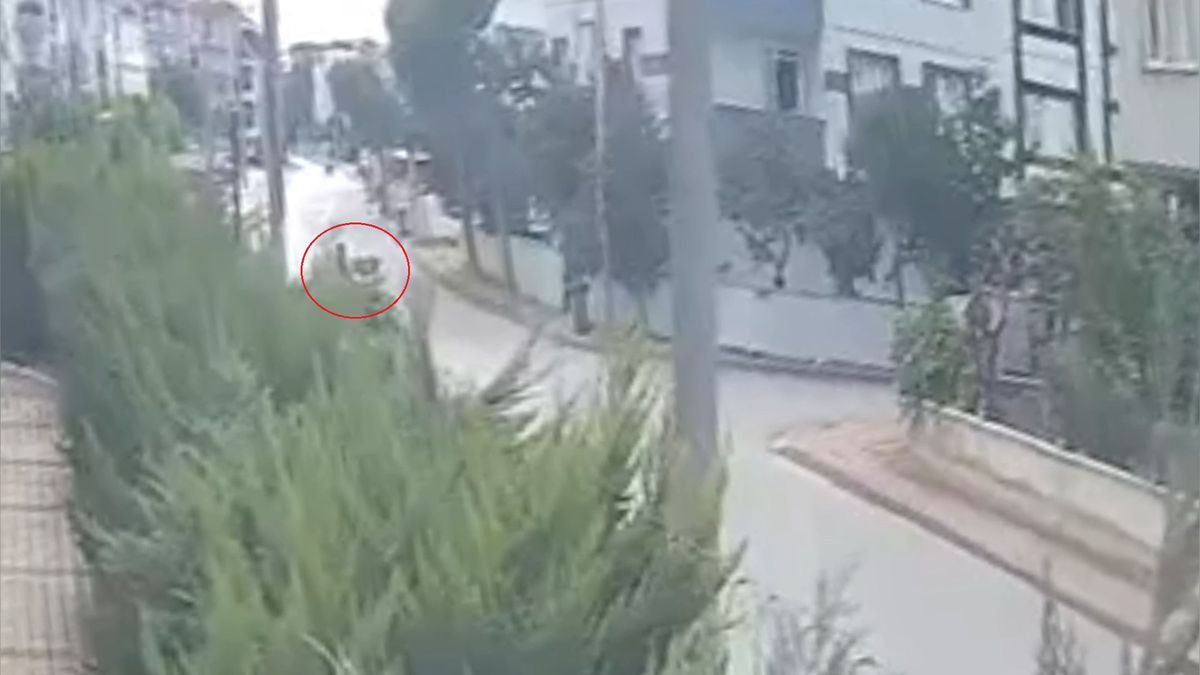 İnegöl'de Motosiklet Kazası: 3 Yaralı