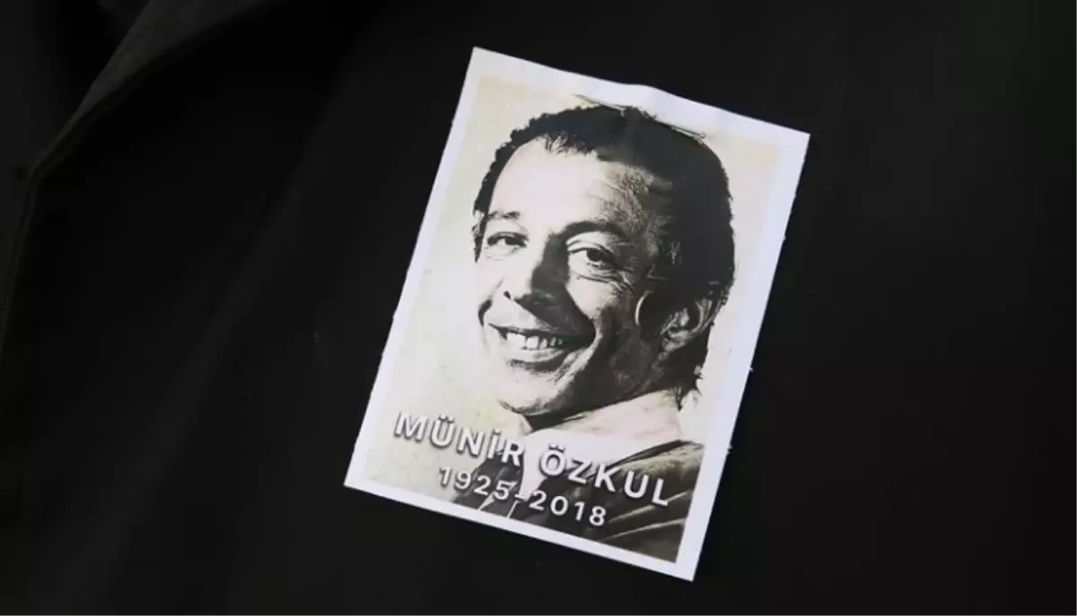 Münir Özkul öldü mü, yaşıyor mu? Münir Özkul ne zaman öldü?