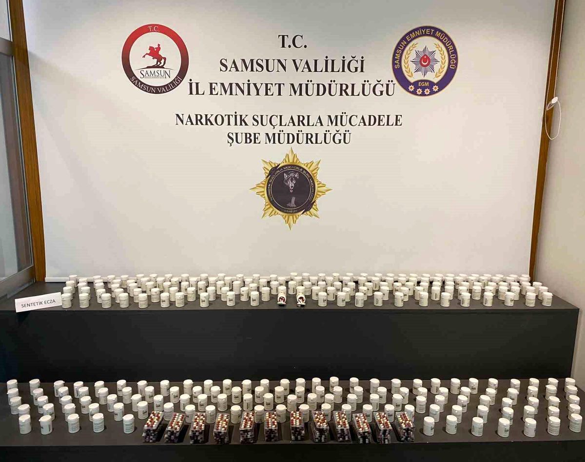 Samsun'da Uyuşturucu Operasyonu: 16 Bin 800 Sentetik Ecza Ele Geçirildi