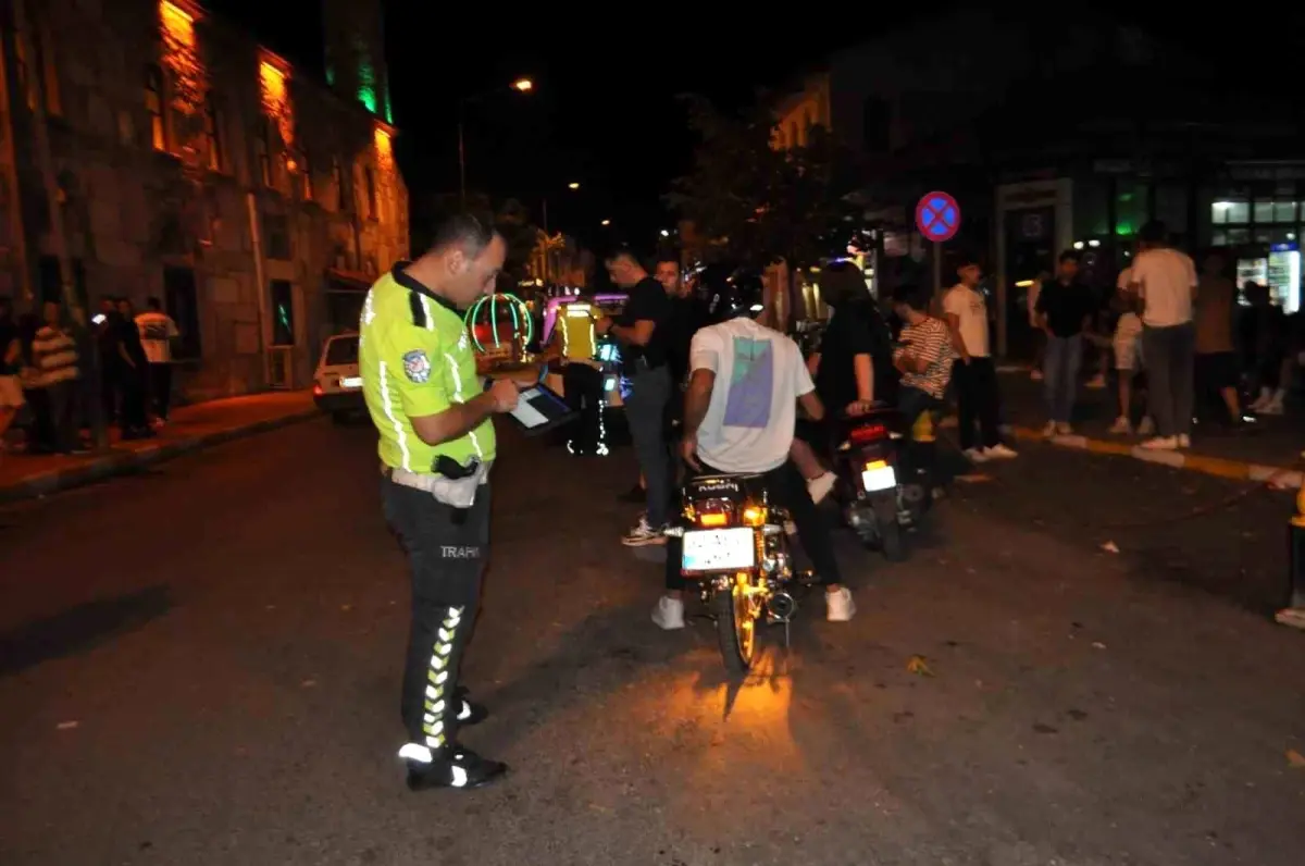 Yalvaç'ta Motosiklet Denetimlerinde 16 Araç Trafikten Men Edildi