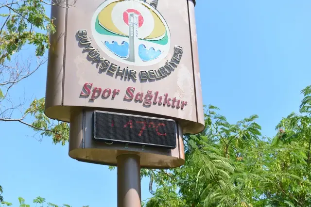 adana da sicaklik 47 dereceyi buldu 2 18931118 o