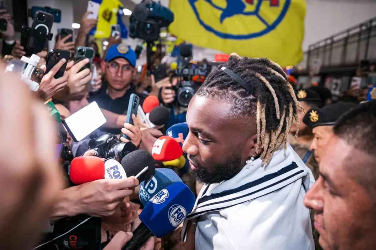 Allan Saint-Maximin Club America'ya transfer oldu