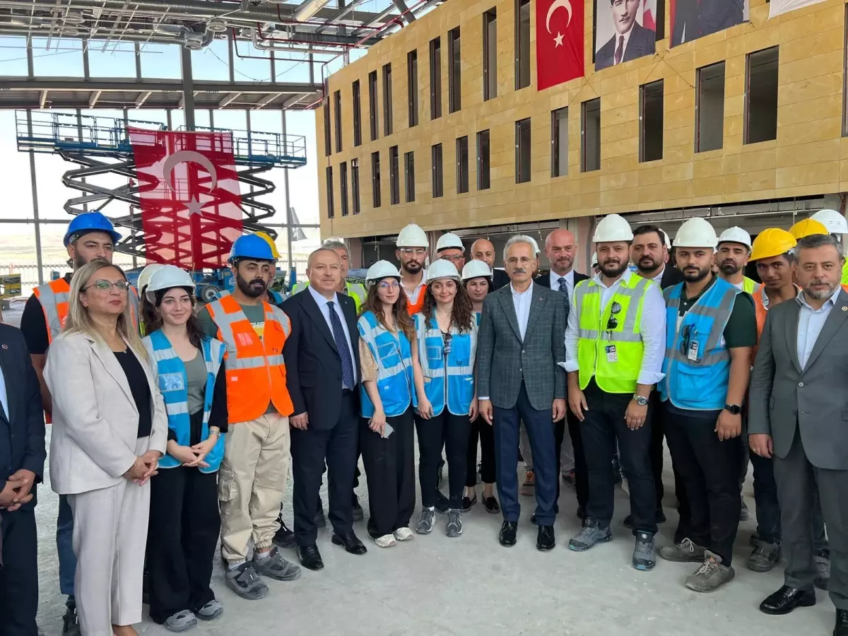 Kapadokya Havalimanı'nda Yenileme Çalışmaları Devam Ediyor
