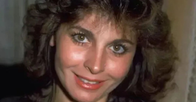 Çiçek Abbas Nazlı Kimdir? Pembe Mutlu kimdir, kaç yaşında?