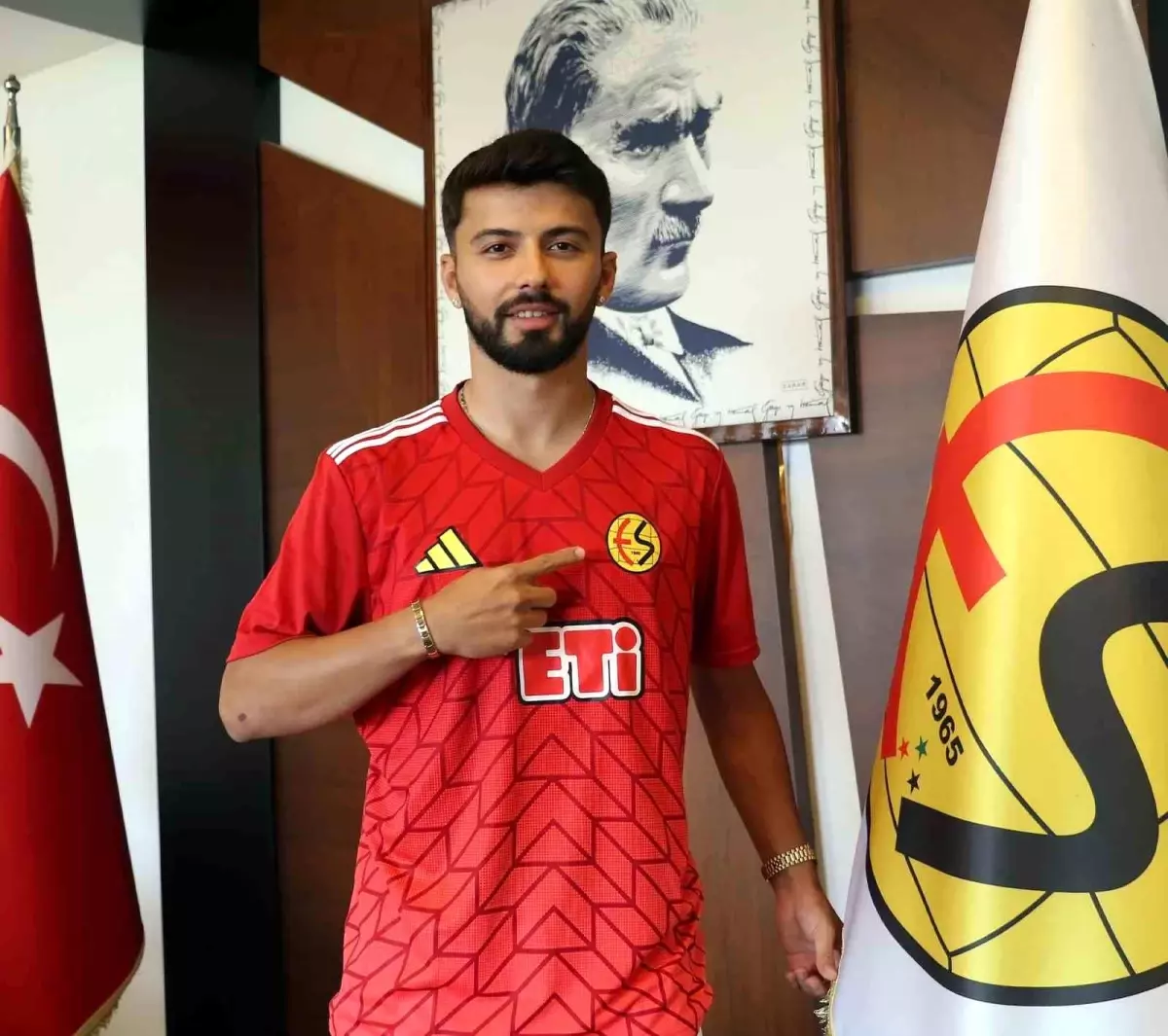 Eskişehirspor, Kaleci Olcay Toplu'yu Transfer Etti