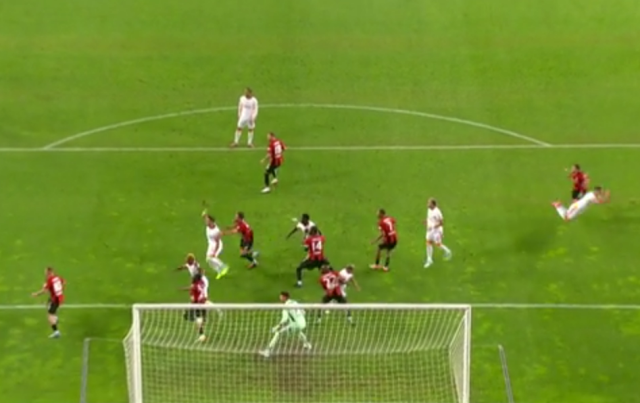 Galatasaray'ın penaltılarında karar doğru mu? Ünlü yorumcular tereddütsüz görüş belirtti Galatasaray'ın penaltılarında karar doğru mu? Ünlü yorumcular tereddütsüz görüş belirtti