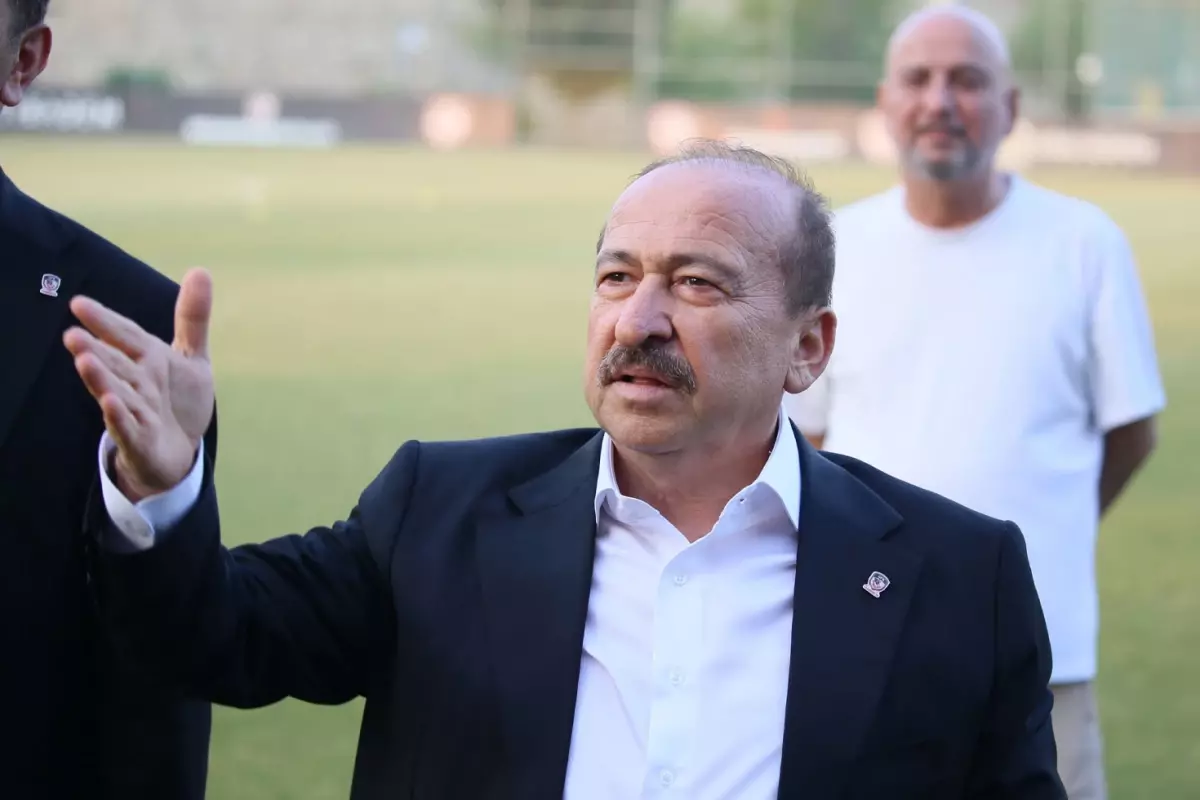 Gaziantep FK Başkanı Memik Yılmaz: Türk futbolunda tiyatro oynanıyor