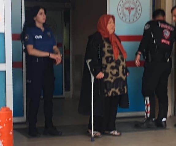 hanim aga sokakta yururken yakalandi 18928806 7522 m