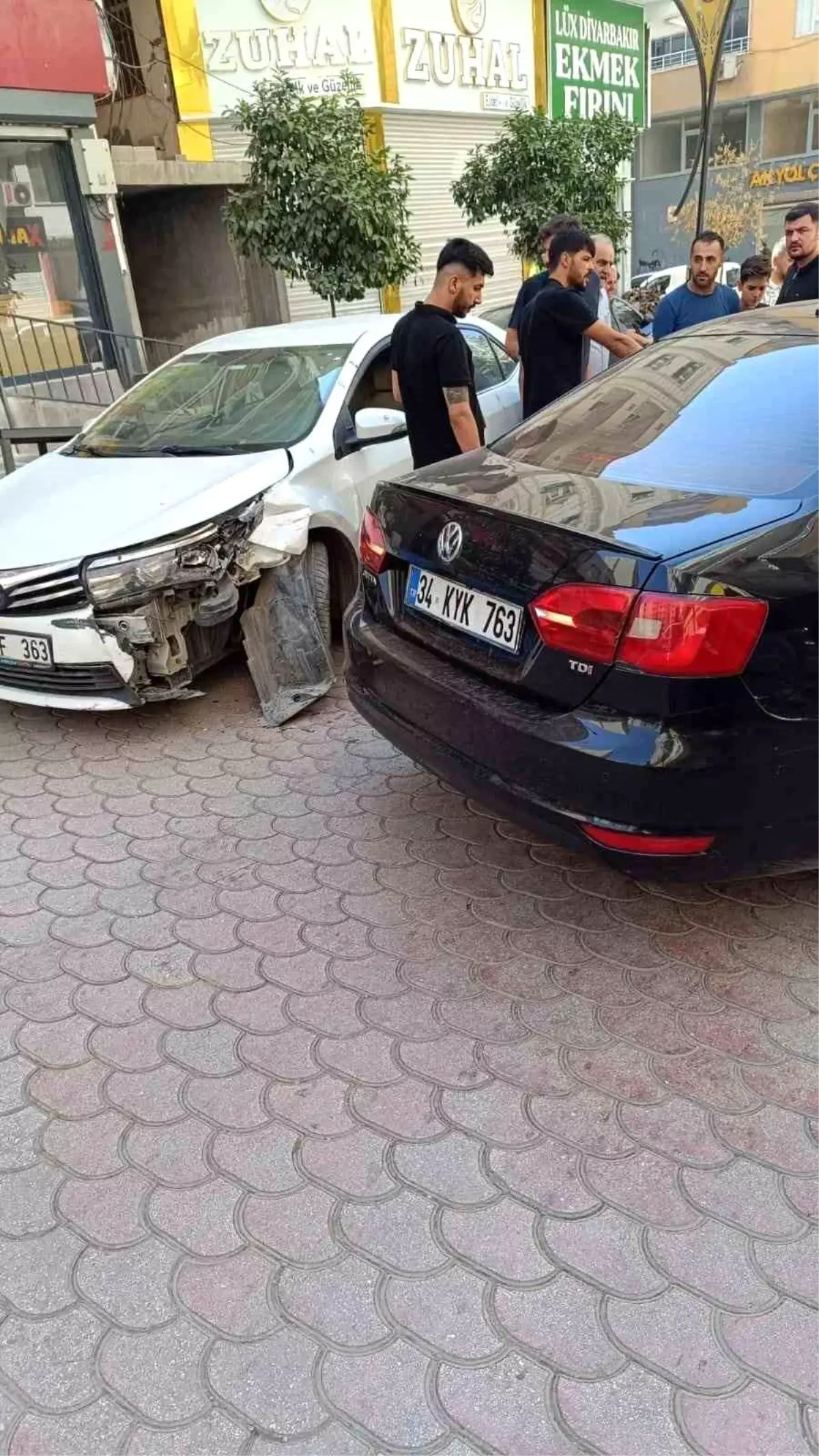 Mardin'de Zincirleme Trafik Kazası: Maddi Hasar Meydana Geldi