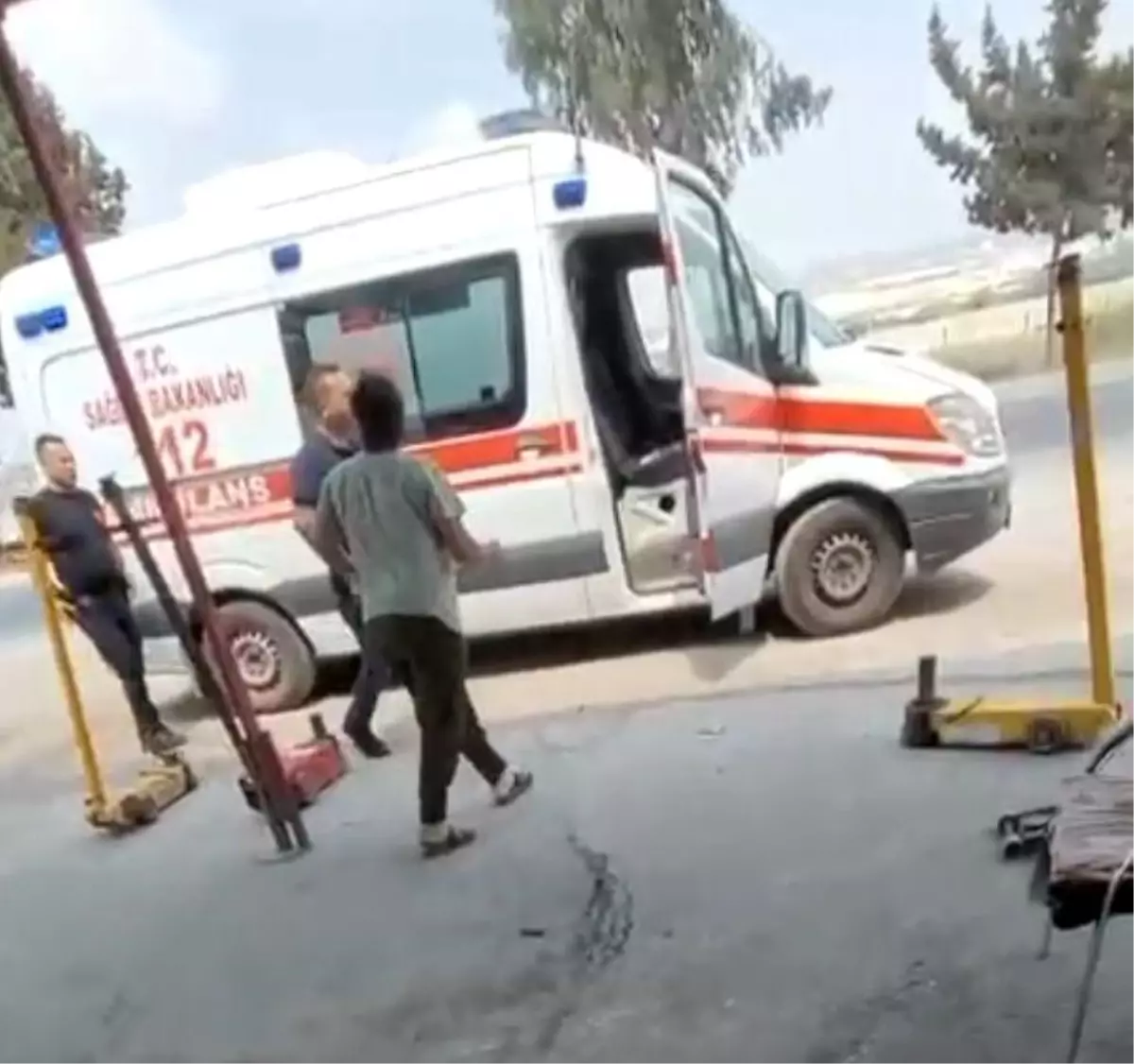 Mersin'de Tırın Altında Kalan Genç Hayatını Kaybetti
