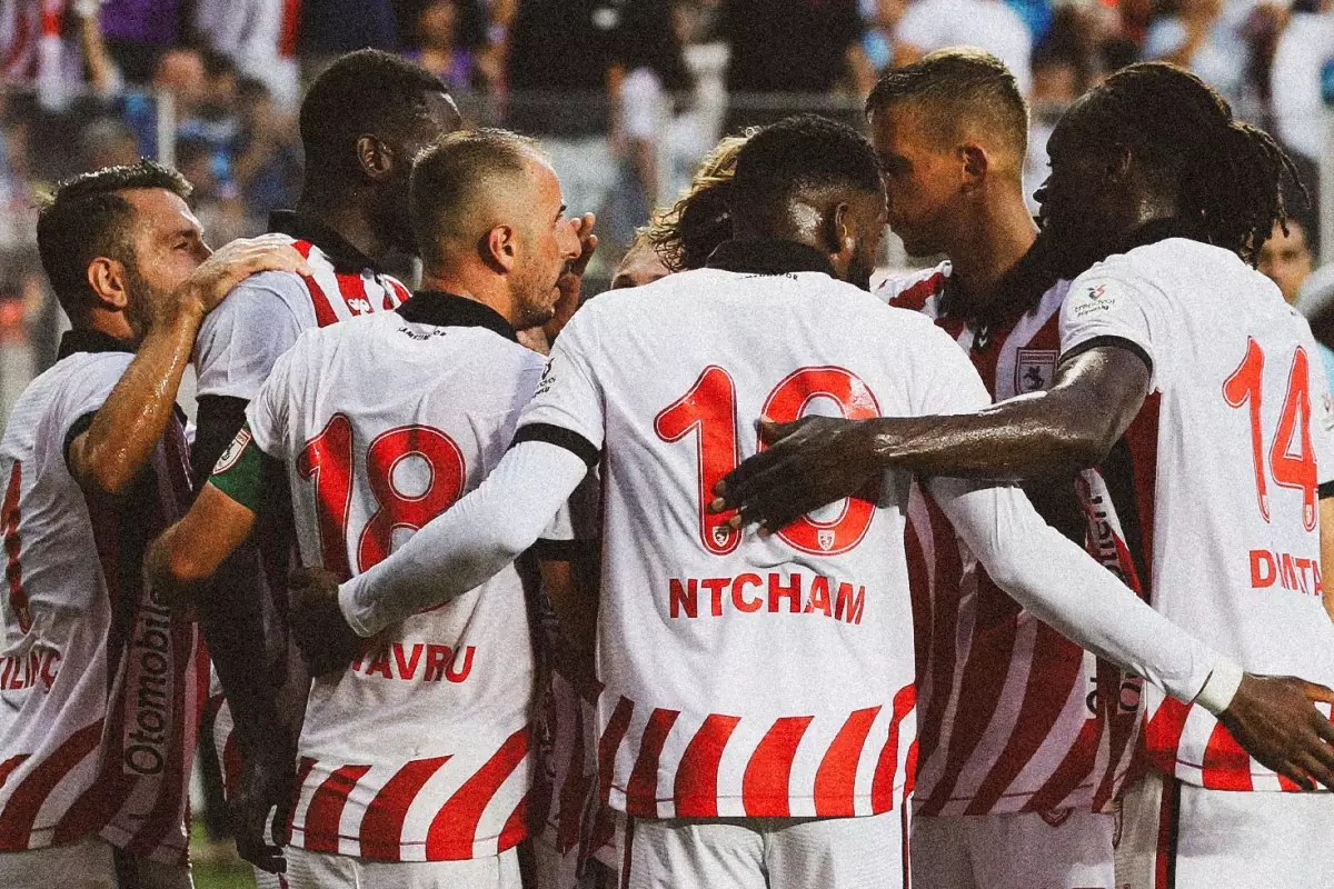 Samsunspor lige 3 puanla başladı