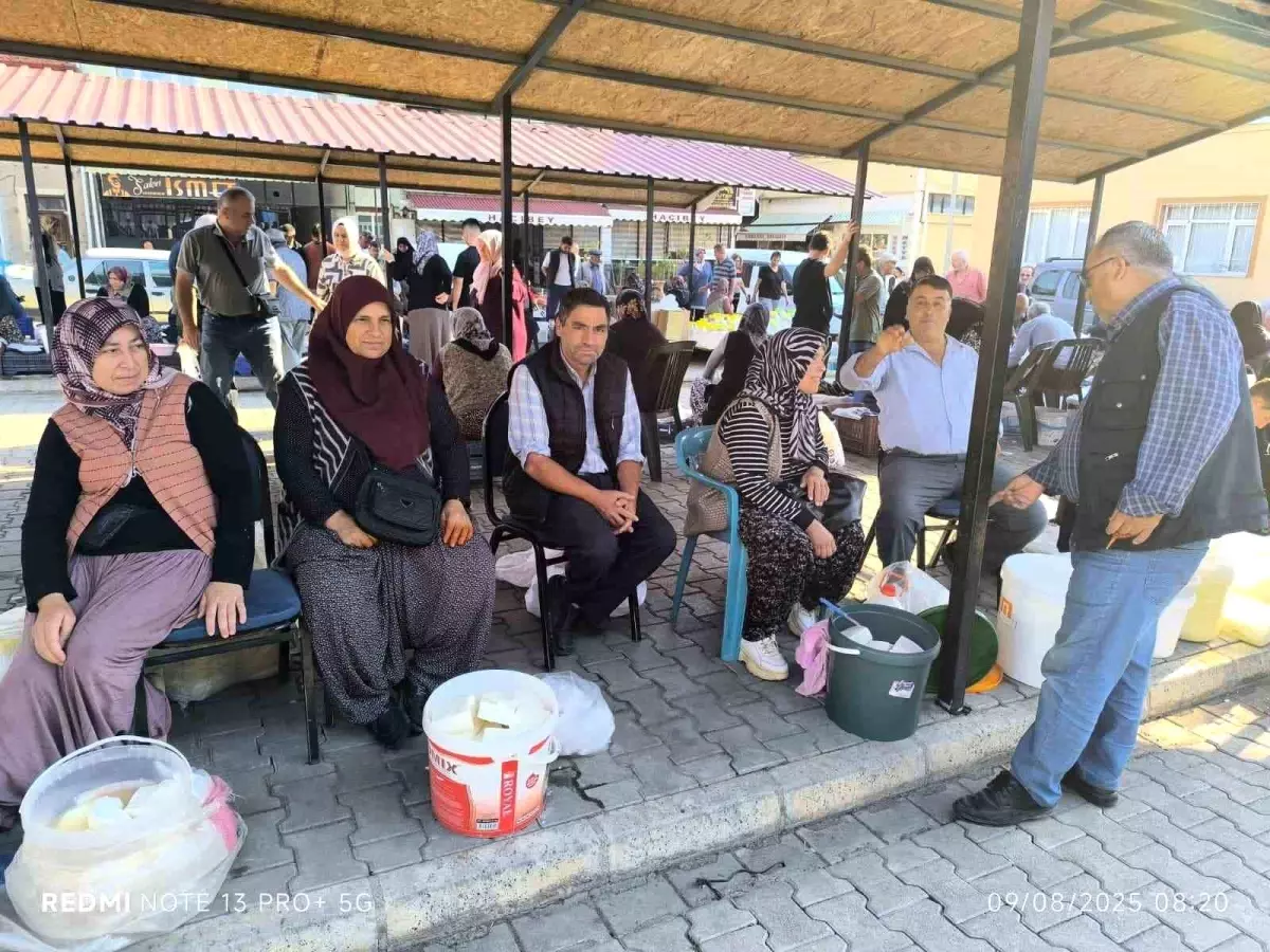 Şuhut'ta Yöresel Ürünler Pazarı'na Yoğun İlgi