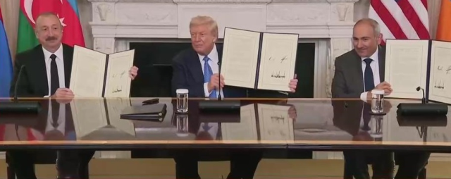 Tarihi anlaşmayı Trump duyurdu! Azerbaycan ve Ermenistan el sıkıştı