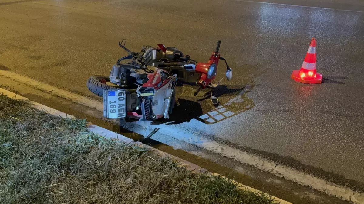 Tokat'ta Motosiklet Kazası: İki Kişi Hayatını Kaybetti