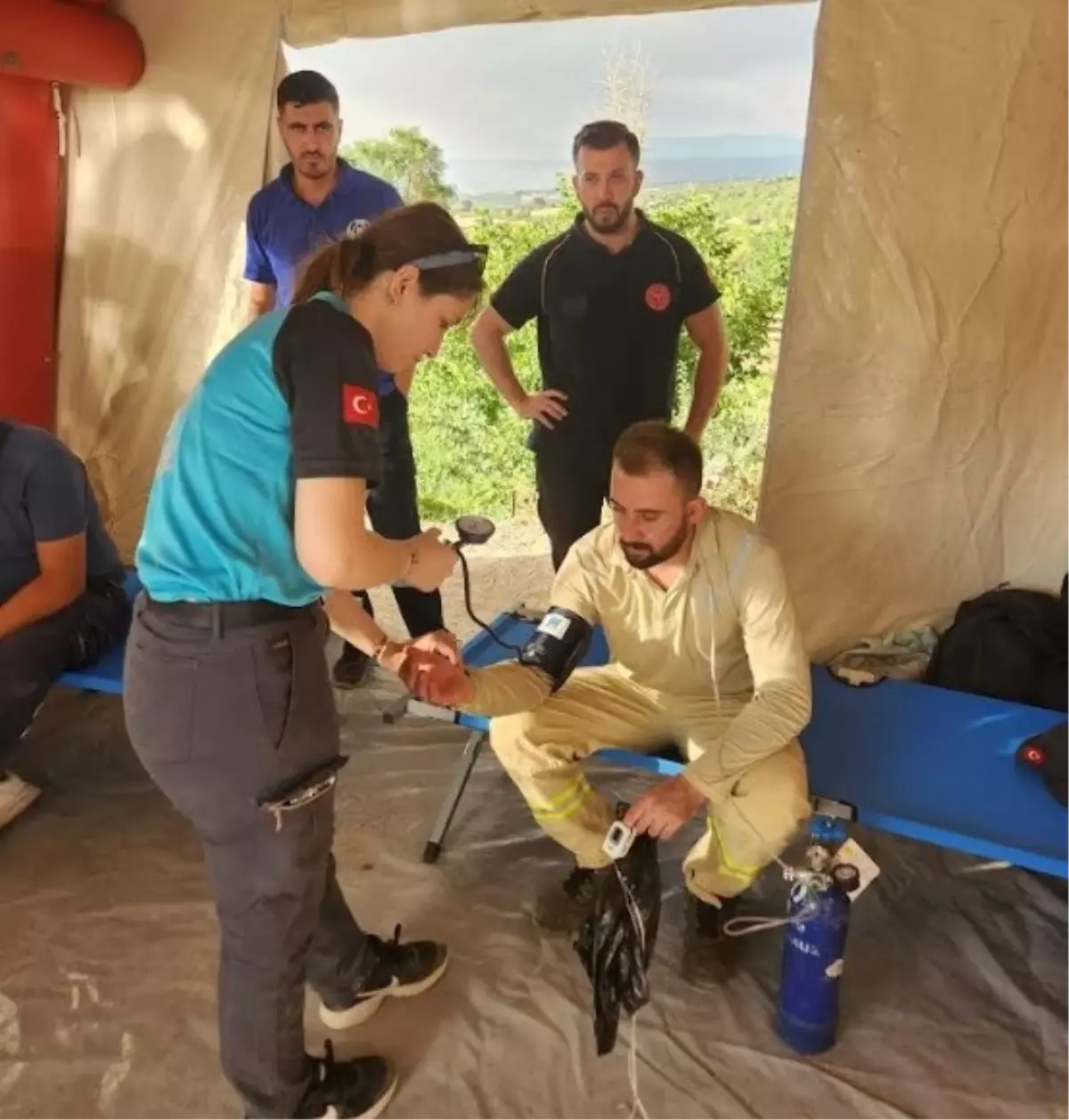 Bursa'daki Orman Yangınlarında Sağlık Ekiplerinin Özverili Çalışmaları