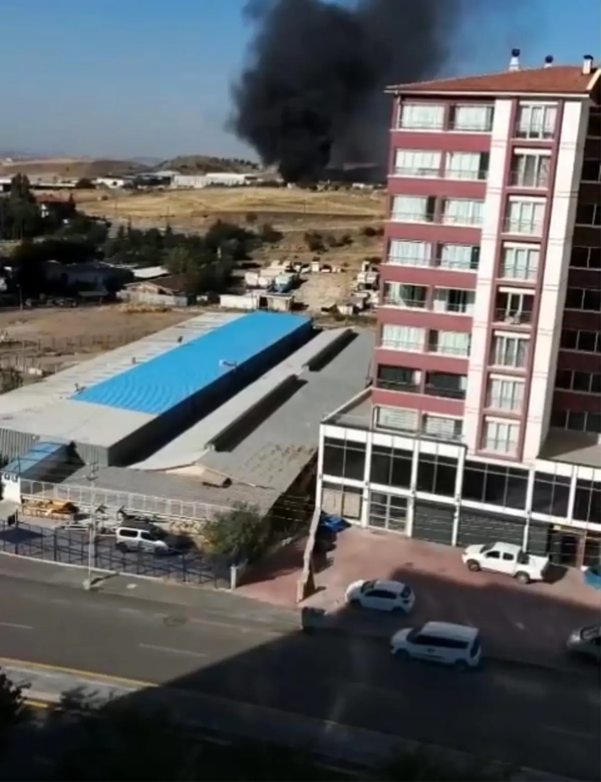 Ankara'da Hurdacılar Sanayi Sitesi'nde Yangın Çıktı