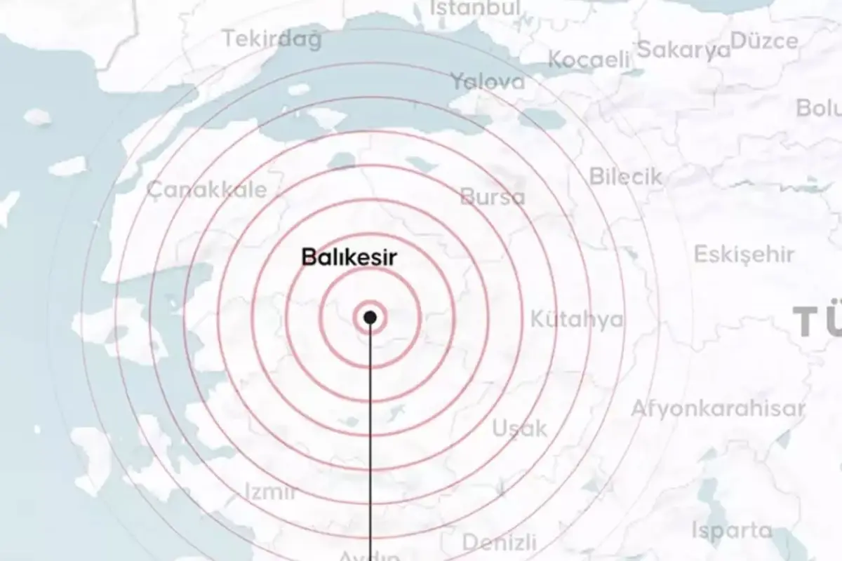 Balıkesir'de 6.1 büyüklüğünde deprem! Enkaz altında kalan 1 kişi hayatını kaybetti