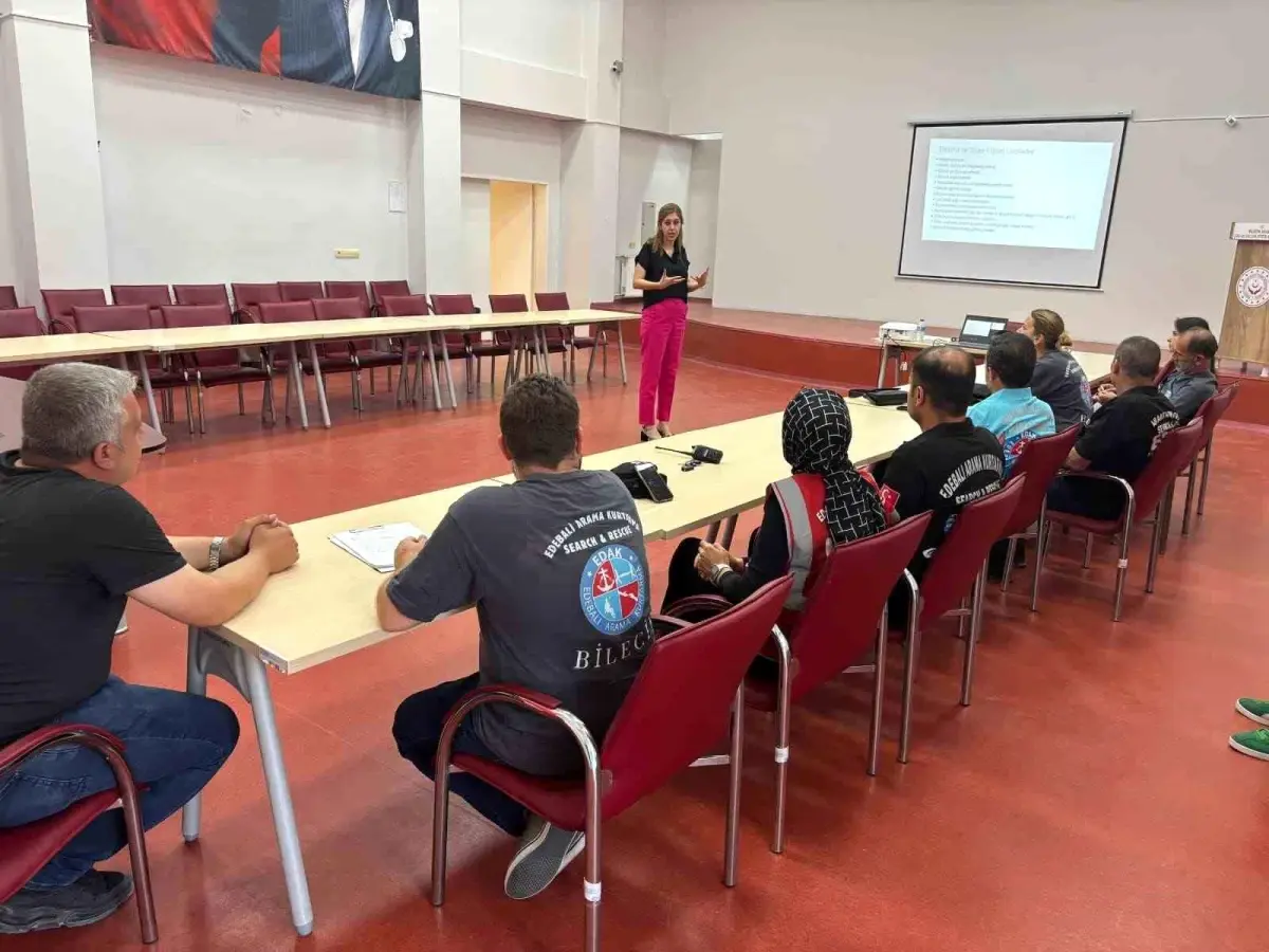 Bilecik EDAK Gönüllülerine Psikososyal Destek Eğitimi Verildi