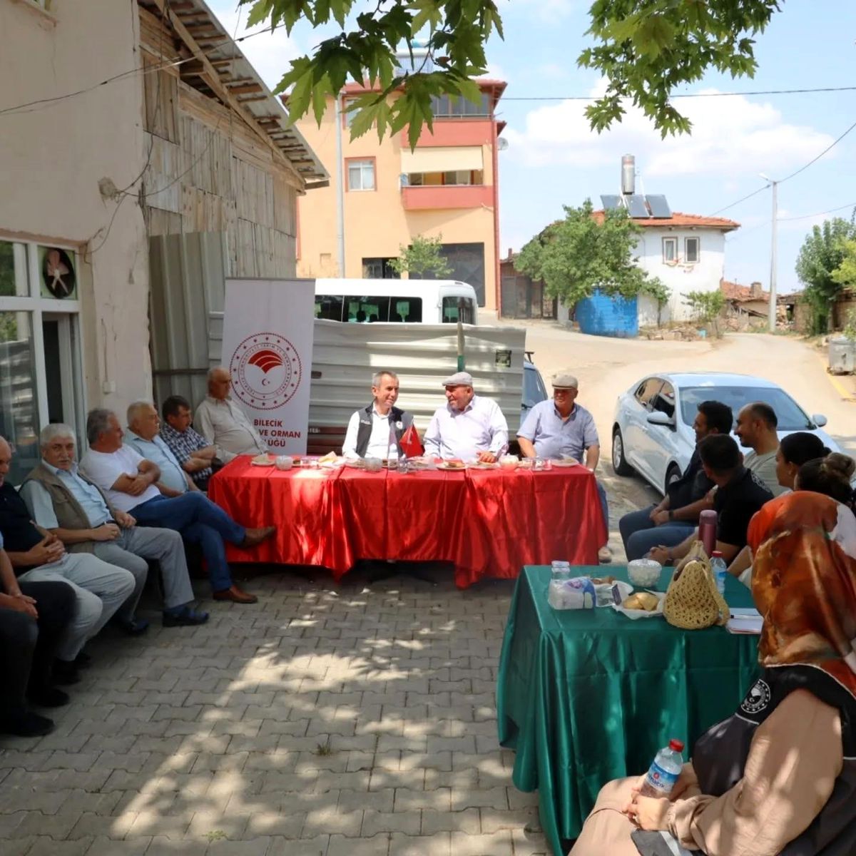 Tarım ve Orman Müdürü Ayvalık, Çakırpınar Köyü'nde Üreticilerle Buluştu