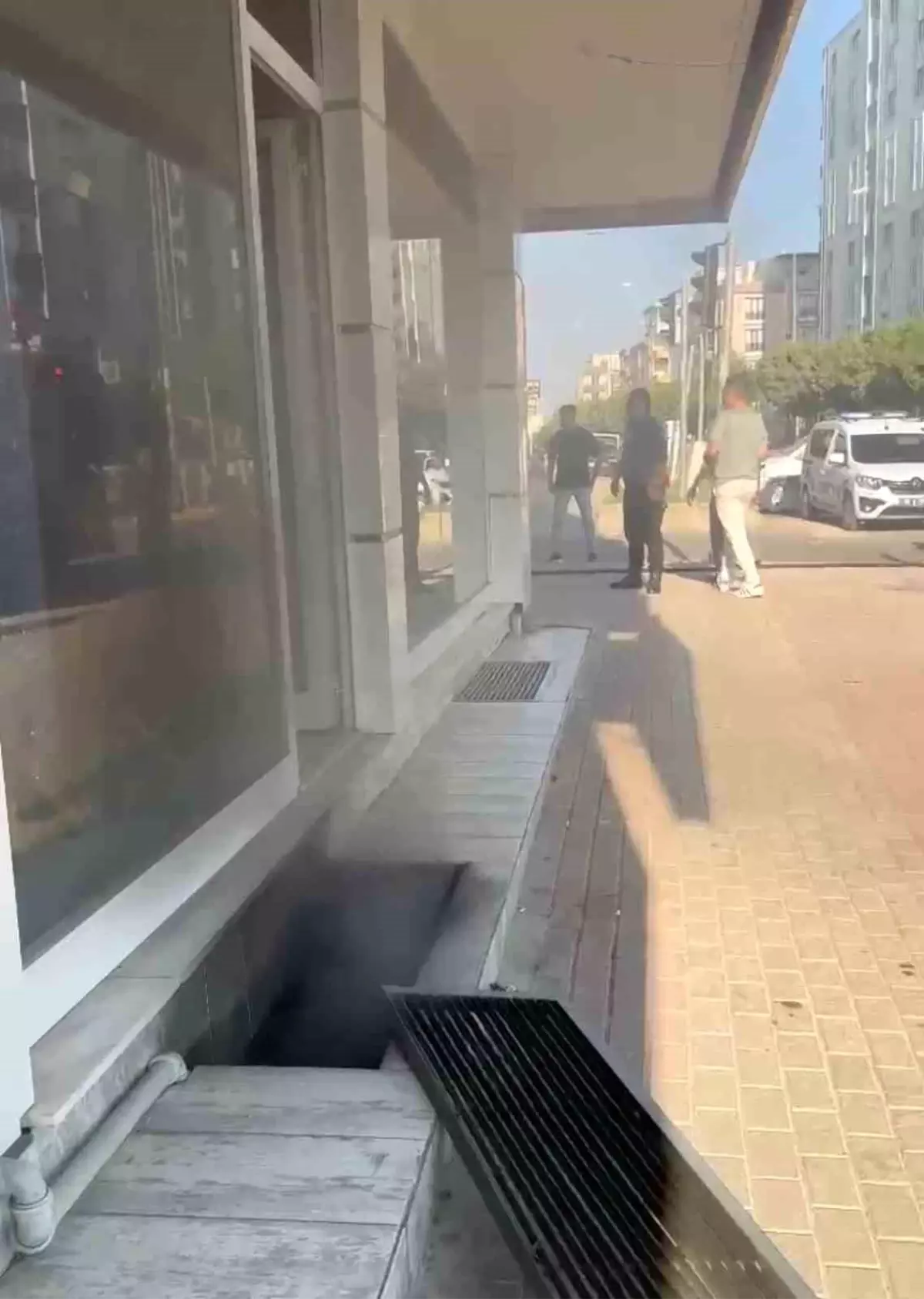 Adıyaman'da İş Yerinde Yangın: İlk Müdahale Esnaftan