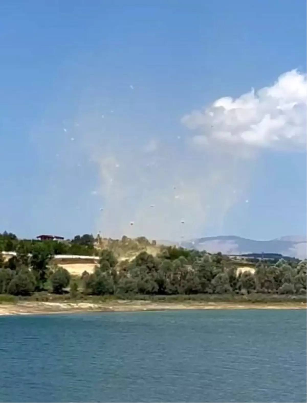 Kastamonu'da Baraj Kenarında Hortum Oluştu