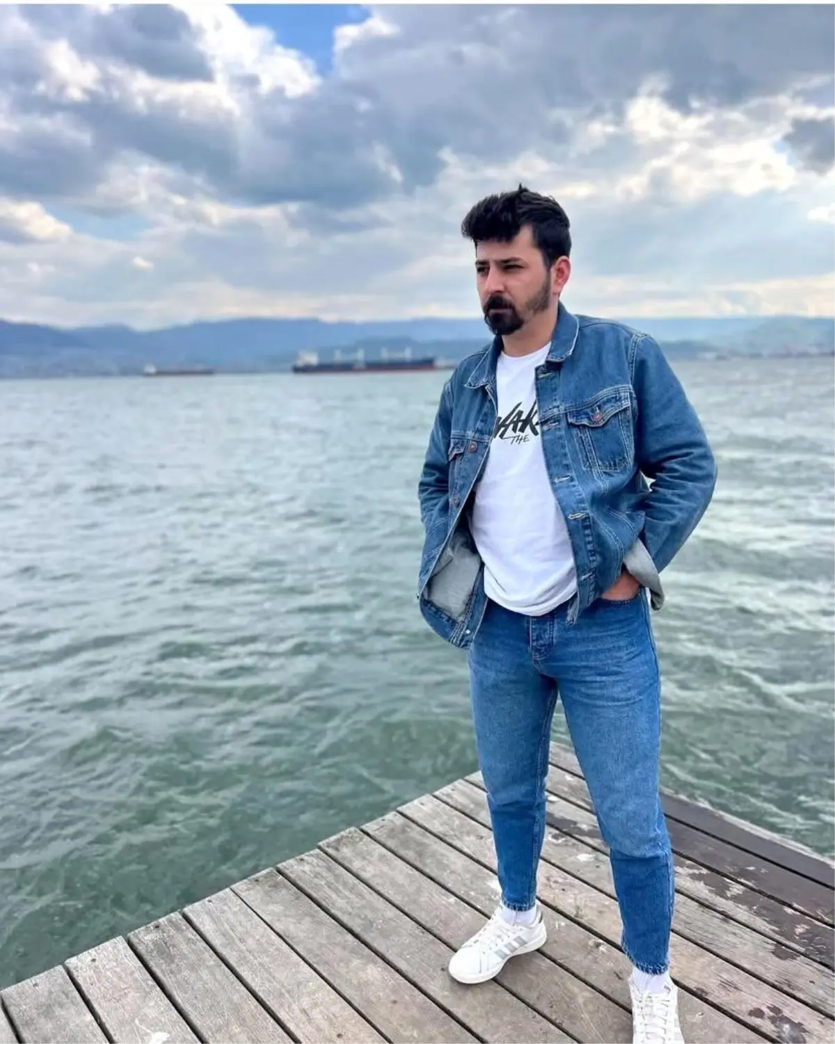 Sakarya'da Motosiklet Kazasında 25 Yaşındaki Genç Hayatını Kaybetti