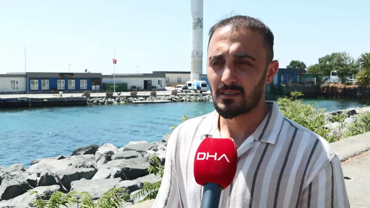 Sarayburnu'nda Denizde Kaybolan Genç İçin Arama Çalışmaları Devam Ediyor