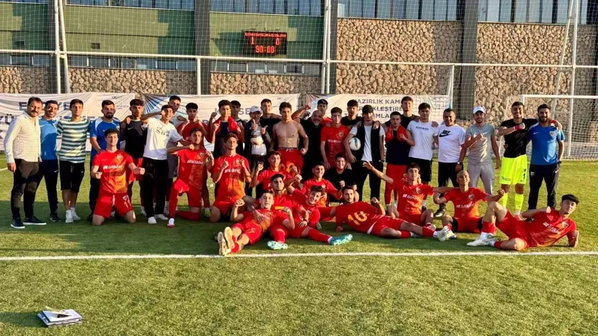 Kayserispor, U19 PAF Ligi'nde Beşiktaş'ı 1-0 Yenerek Başladı