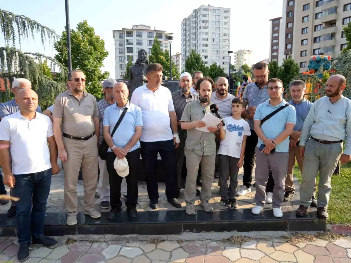 Vatandaşlardan, parklarda ve sokaklarda uygunsuz hareketlerde bulunanlara tepki