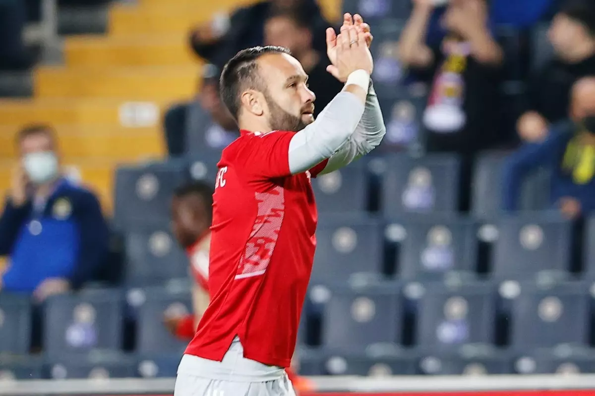 40 yaşındaki Mathieu Valbuena, Yunanistan'a geri döndü
