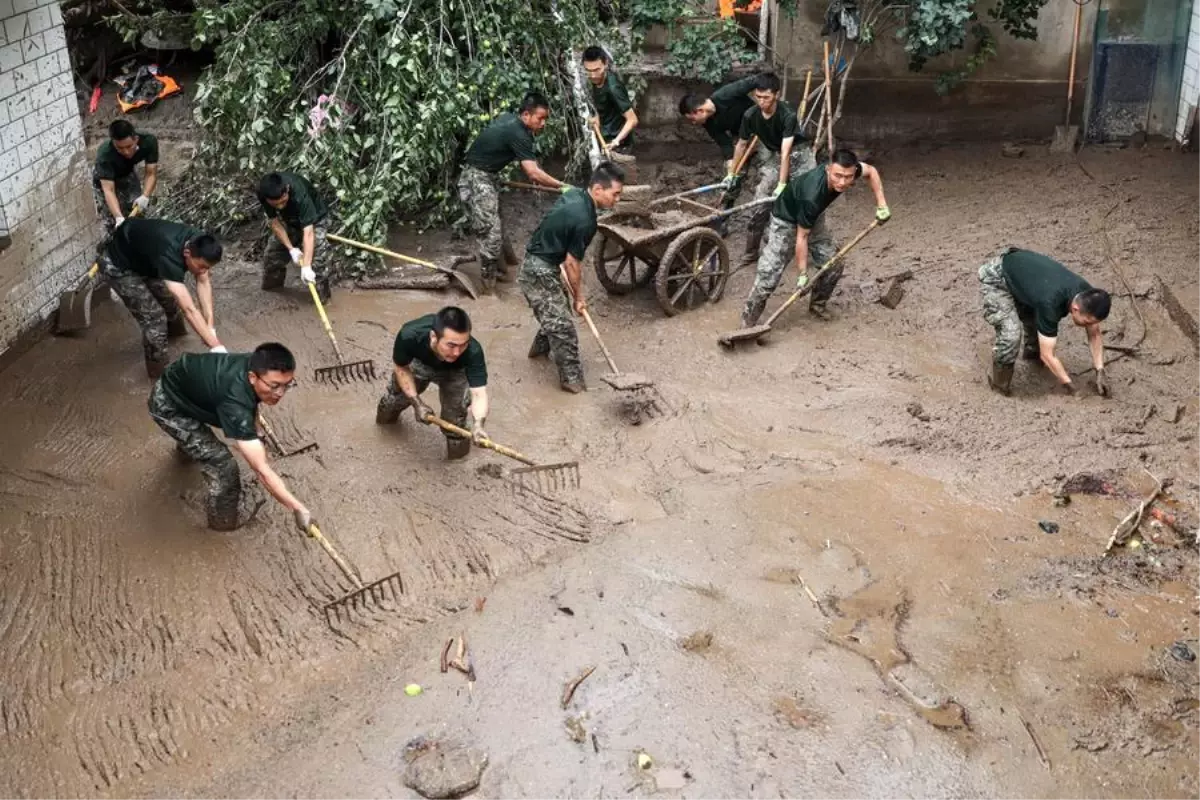 Çin'in Gansu Eyaletinde Sel Felaketi: Afet Yardım Çalışmaları Başlatıldı