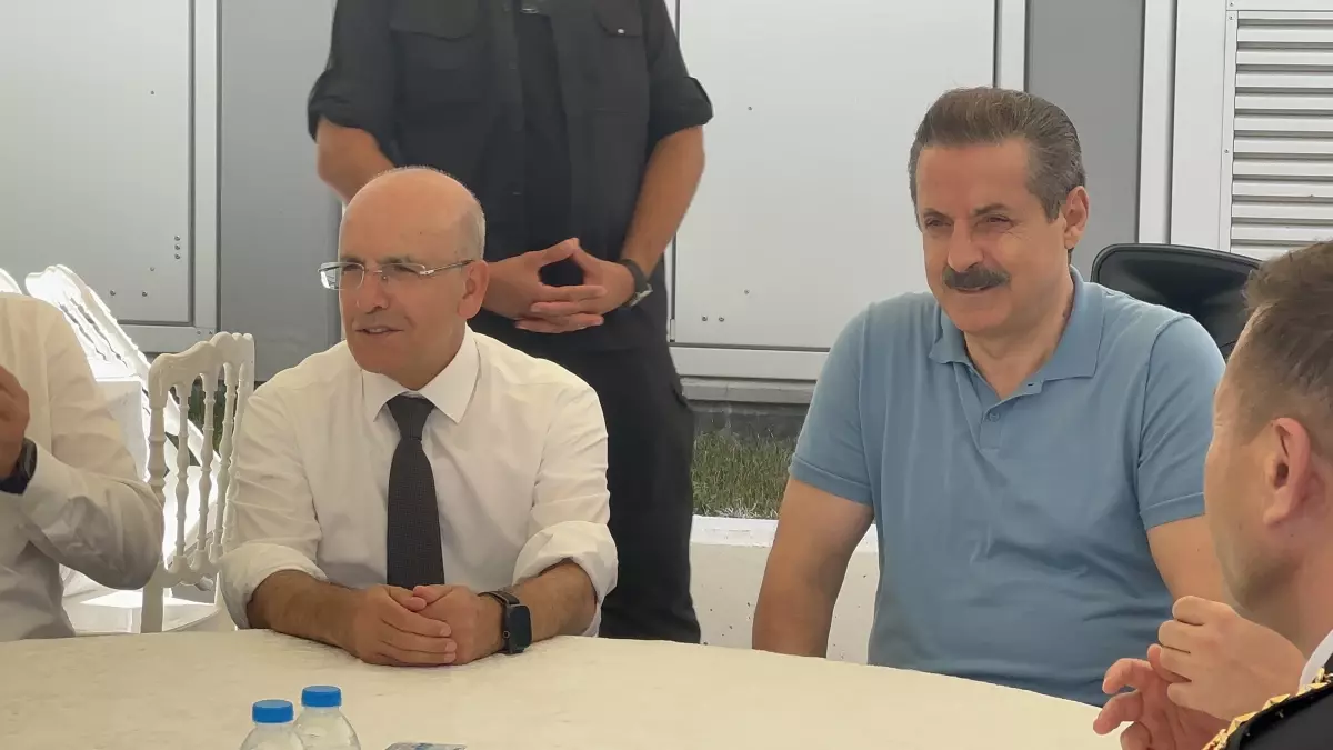 Bakan Şimşek Taziyeleri Kabul Etti