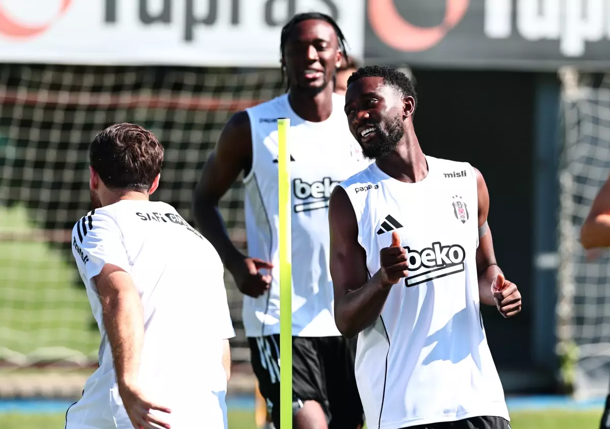 Beşiktaş'ta Wilfred Ndidi İlk Antrenmanına Çıktı