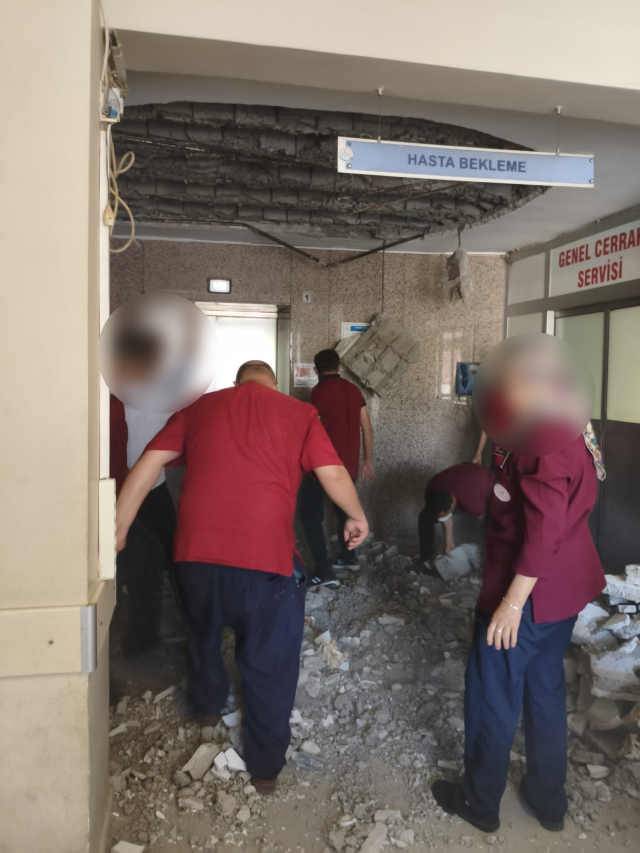 denizli devlet hastanesi nin tavani coktu 18935866 2447 m