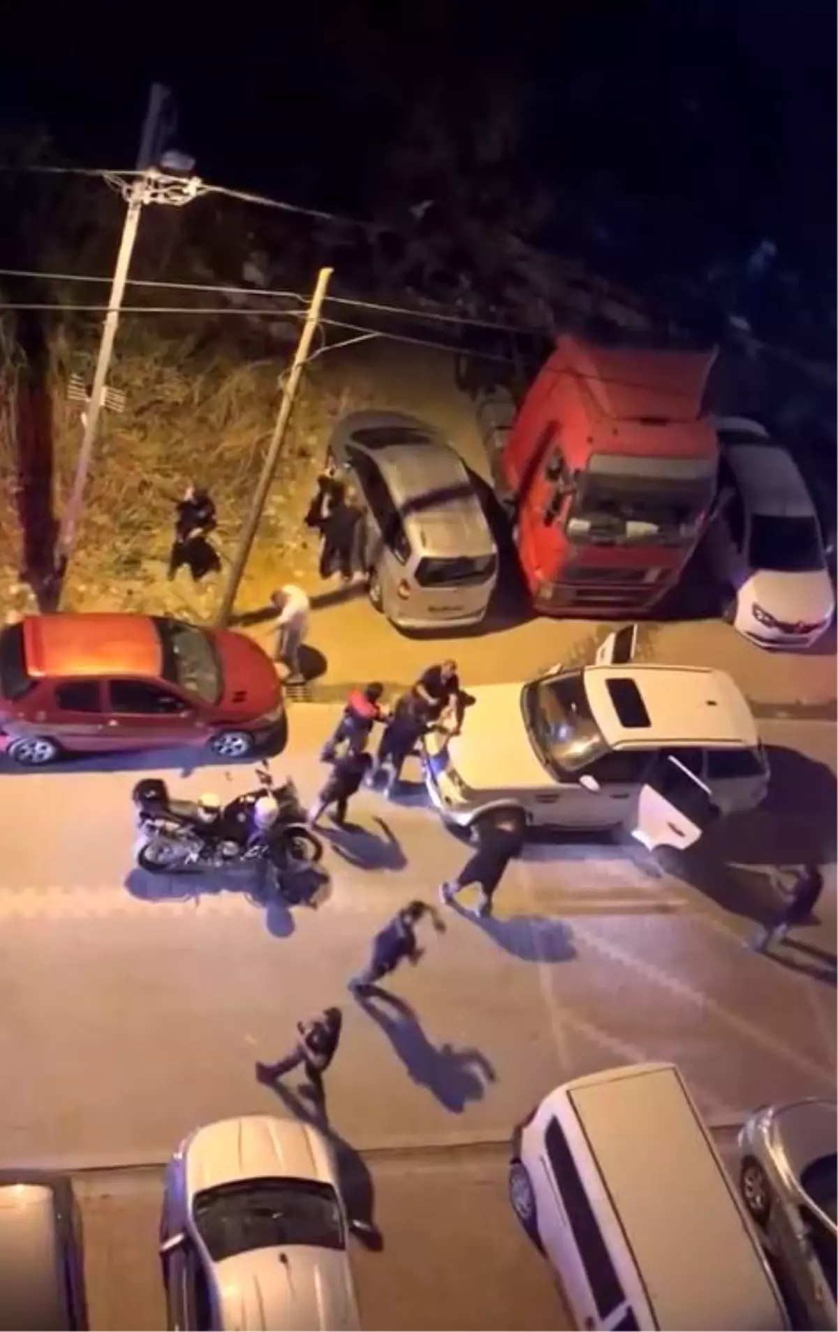 Esenyurt'ta Polise Direnen Sürücü ve Ailesi Gözaltına Alındı